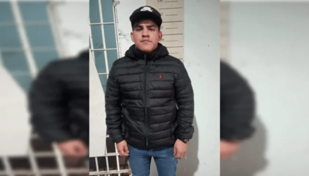 Aprovechó la salida transitoria, rompió la tobillera electrónica y&nbsp;escapó