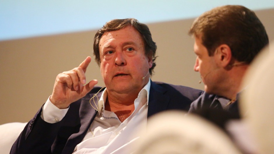 Alberto Weretilneck avanza en el desendeudamiento de la provincia: «orden y previsibilidad para no dejar a ningún rionegrino&nbsp;atrás»