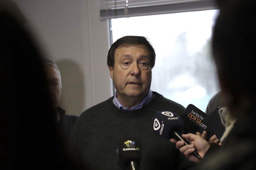 Weretilneck: “Un Estado eficiente se construye cuidando al empleado, reconociendo a quienes cumplen y actuando con firmeza ante quienes no lo hacen”