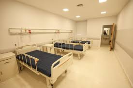 Weretilneck inauguró una nueva área de internación en el hospital de Cinco Saltos con más camas y espacios modernos