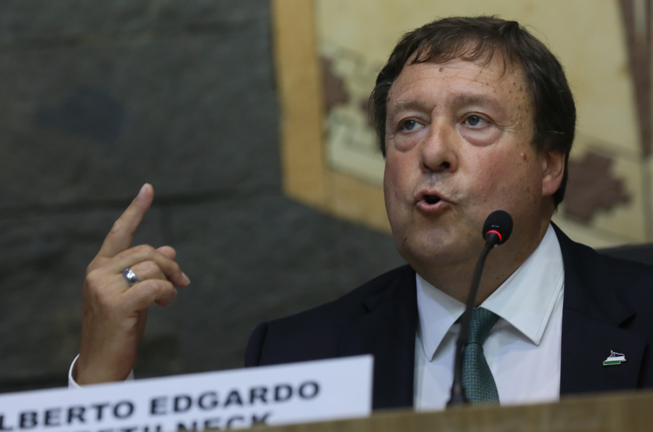 Alberto Weretilneck: «En Río Negro sabemos lo que hay que hacer y lo estamos haciendo. La defensa nace acá»