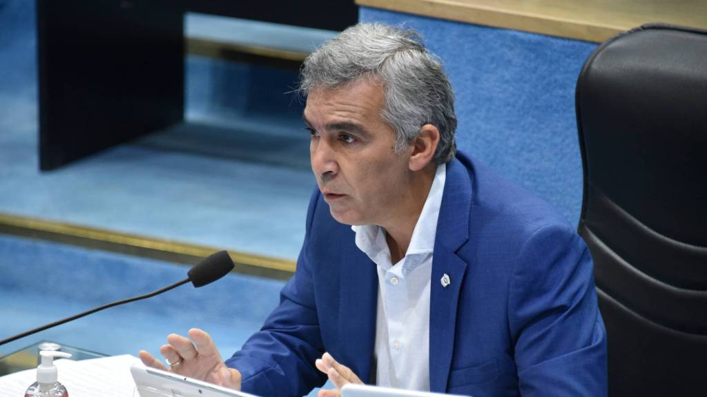 Facundo López reclama la defensa de Río Negro frente a decisiones de&nbsp;Nación