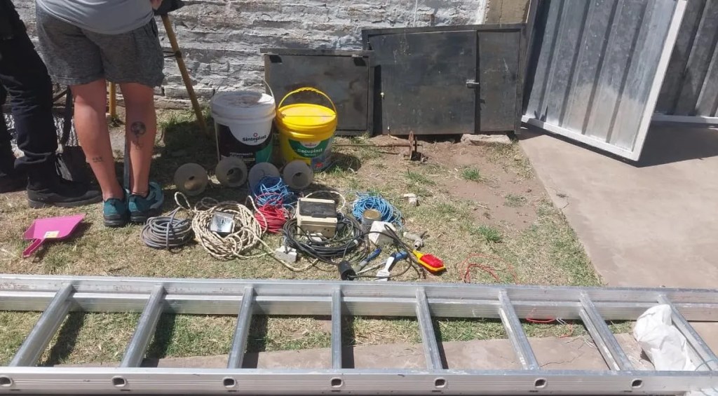 Allanamiento en el Plan 5.000 permitió recuperar herramientas robadas de una&nbsp;obra