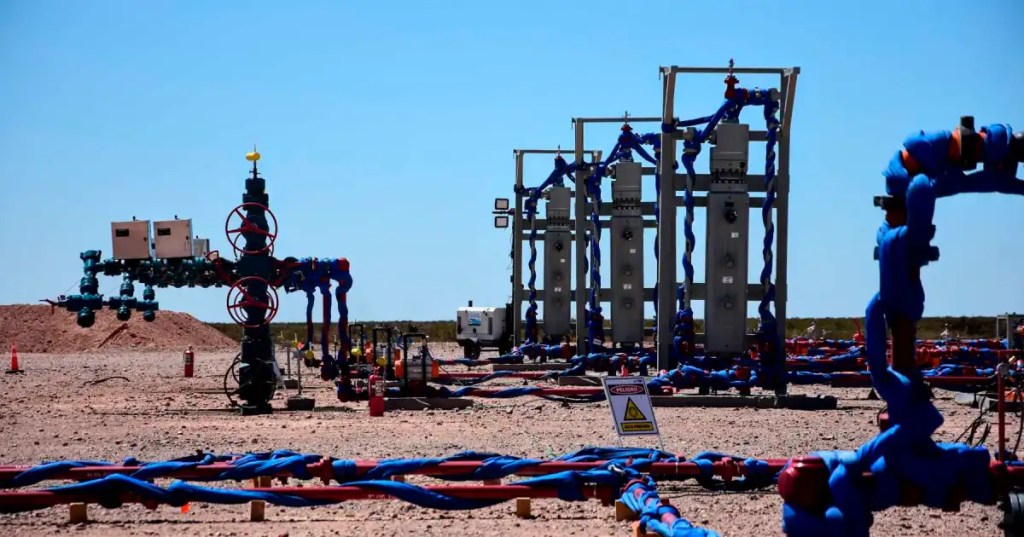 Rio Negro da un nuevo paso en su desarrollo productivo: Las obras del oleoducto en Vaca Muerta avanzan y generan más&nbsp;oportunidades