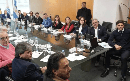 Provincias aliadas proponen desdoblar los cambios en Ganancias en plena discusión&nbsp;laboral