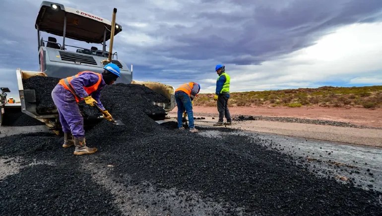 Lo que durante décadas fueron solo discursos, hoy empieza a ejecutarse con 174 km de rutas impulsados por Rolando&nbsp;Figueroa