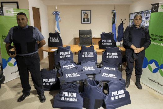 Río Negro incorpora 600 chalecos antibalas para reforzar la seguridad&nbsp;policial