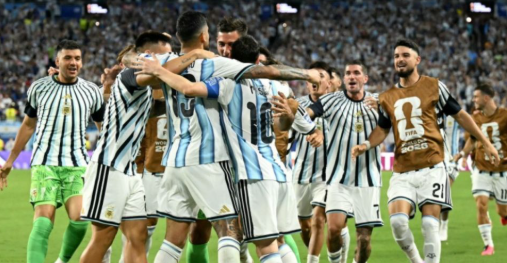 Argentina sufrió ante Cabo Verde, ganó 3 a 2 en el alargue y se clasificó a octavos del Mundial 2026 donde enfrentará a Egipto