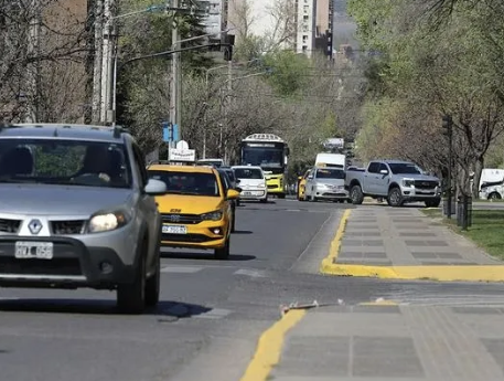 Neuquén inicia la renovación de la avenida Argentina de forma gradual